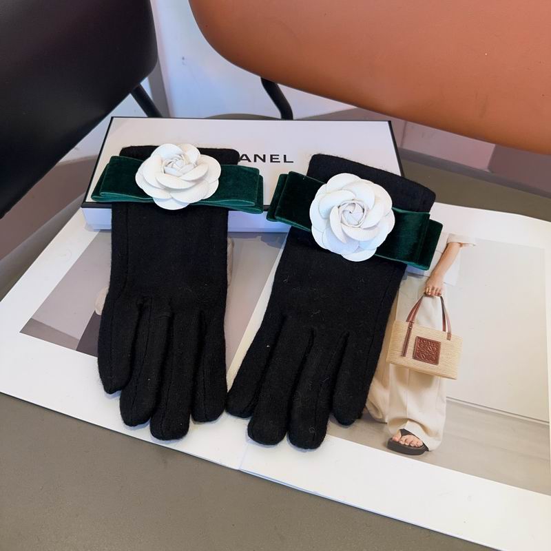 Chanel Gloves 010228